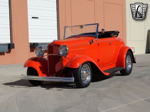 Hugger Orange 1932 Ford Roadster Steel Body, Rumble Seat 350 CID V8 4 Speed Auto image 3