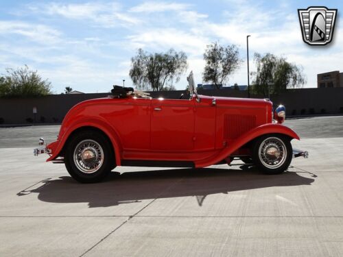 Hugger Orange 1932 Ford Roadster Steel Body, Rumble Seat 350 CID V8 4 Speed Auto image 7