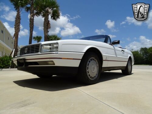 White 1991 Cadillac Allante4.5 V8 F 16V 4 Speed automatic Available Now! image 5