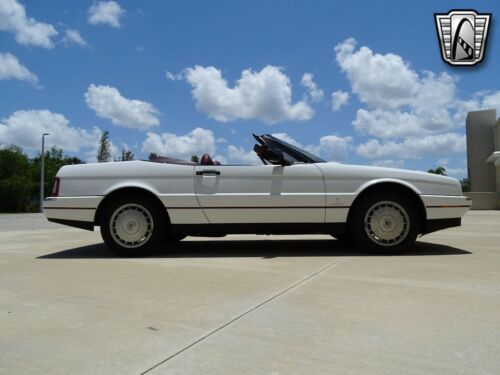 White 1991 Cadillac Allante4.5 V8 F 16V 4 Speed automatic Available Now! image 7