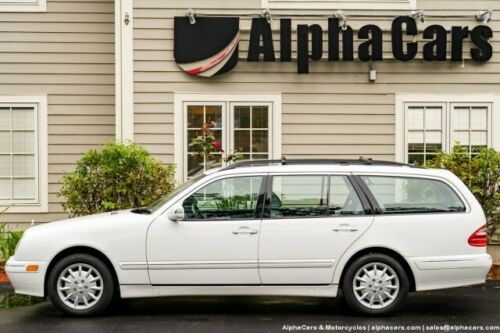 2000 Mercedes-Benz E320 4Matic 7 Passenger Wagon with 31944 Miles, 028543 image 4