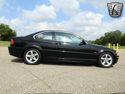 Black 2002 BMW 325IC2.5l 5 Speed Manual Available Now! image 4