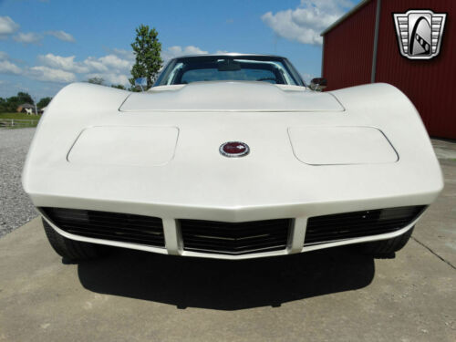 Pearl White 1973 Chevrolet Corvette Coupe 350 CID V8 3 Speed Automatic Available image 2