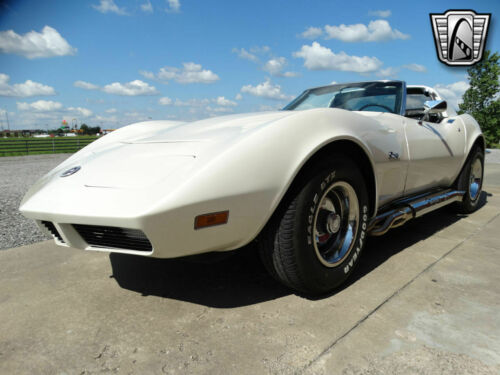 Pearl White 1973 Chevrolet Corvette Coupe 350 CID V8 3 Speed Automatic Available image 3
