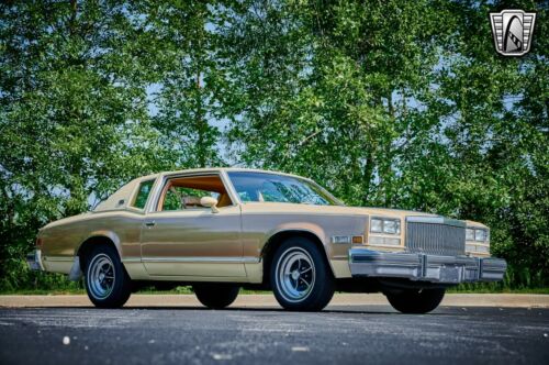 Gold 1978 Buick Riviera403 CID V8Automatic Available Now! image 7