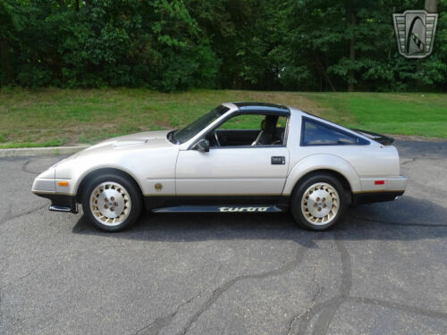 Silver 1984 Nissan 300ZX3.0 V6 Turbo 4 speed automatic Available Now! image 2