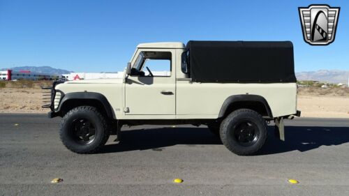 Cream 1994 Land Rover DefenderV8 5 Speed Manual Available Now! image 2