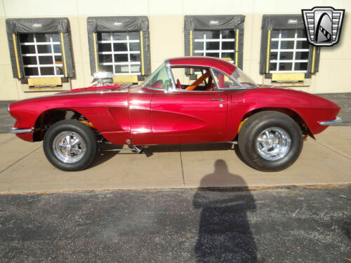 Red 1962 Chevrolet Corvette327 small block V8 4 Speed manual Available Now! image 5