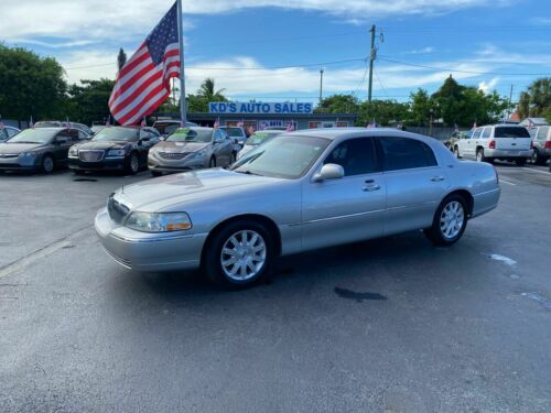 2011 Lincoln Town Car Signature Limited Loaded Leather CLEAN W@W L@@K! FLORIDA image 2