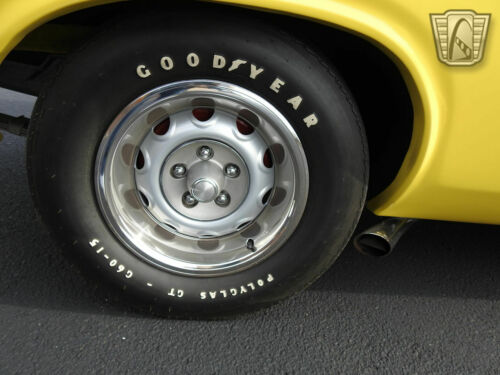 Yellow 1970 Dodge ChallengerT/A 340V8 4 Speed Manual Available Now! image 6