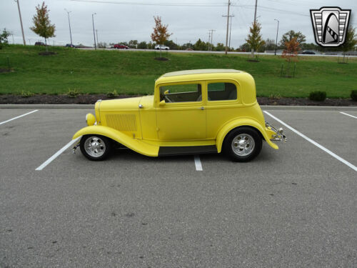 Yellow 1932 Ford Vicki302CI V8 3 Speed Automatic Available Now! image 3