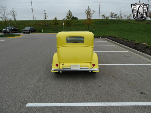 Yellow 1932 Ford Vicki302CI V8 3 Speed Automatic Available Now! image 4