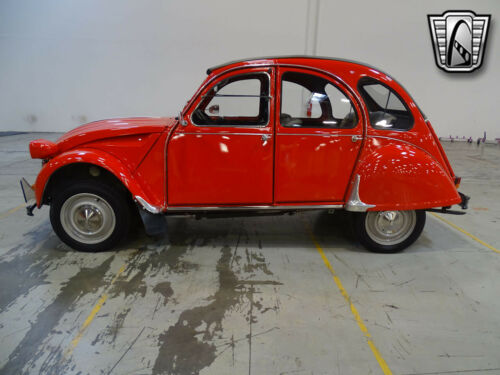 Red 1985 Citroen 2CV6602CC 4 SPEED MANUAL Available Now! image 2