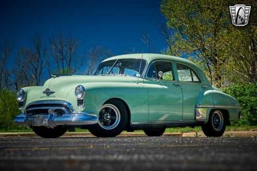 Green 1949 Oldsmobile 76 Sedan 350 CID Olds4 Speed Automatic Available Now! image 2
