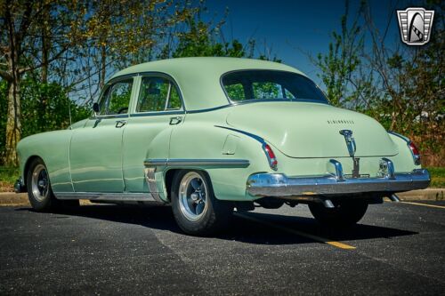 Green 1949 Oldsmobile 76 Sedan 350 CID Olds4 Speed Automatic Available Now! image 4