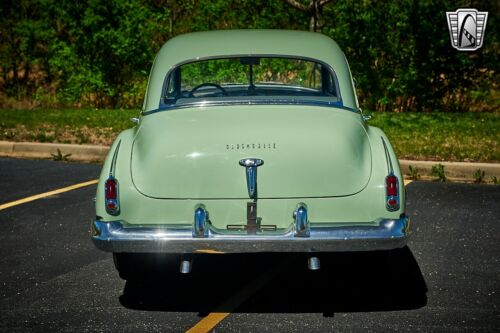 Green 1949 Oldsmobile 76 Sedan 350 CID Olds4 Speed Automatic Available Now! image 5