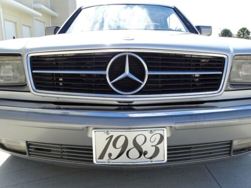 Silver 1983 Mercedes-Benz 380SEC Coupe 3.8L V8 4 Speed Automatic Available Now! image 5