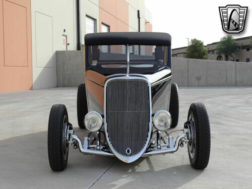 Black/Wood 1933 Ford Woody402 CID V8 4 Speed Automatic Available Now! image 2