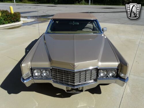 Light Gold 1969 Cadillac DeVille472 V8 3 Speed Automatic Available Now! image 4