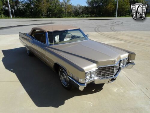 Light Gold 1969 Cadillac DeVille472 V8 3 Speed Automatic Available Now! image 5