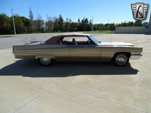 Light Gold 1969 Cadillac DeVille472 V8 3 Speed Automatic Available Now! image 6
