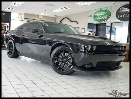 2019  Challenger R/T 39144 Miles Pitch Black Clearcoat Coupe 5.7L V8 Hemi M