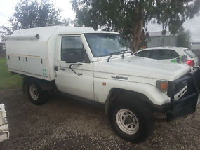 Toyota Landcruiser (4x4) (1994) Cab Chassis 5 SP Manual 4x4 (4.2L - Diesel)