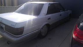 89 toyota crown royal saloon *no reserve* negotiable