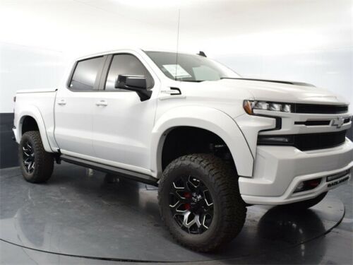 2021 Chevrolet Silverado 1500, Summit White with 10 Miles available now!