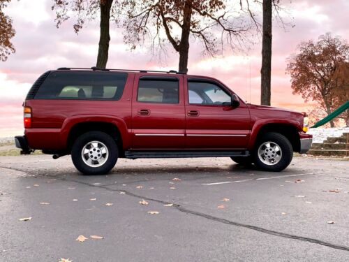 2002 Chevrolet Suburban 1500 SUV Red 4WD Automatic K1500 image 2