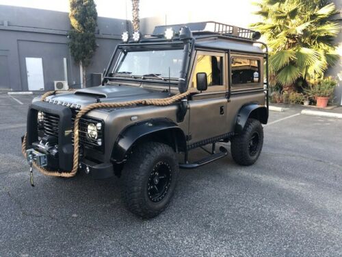 1989 Land Rover Defender 90 SPECTRE EDITION image 1