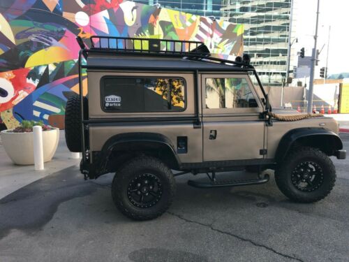 1989 Land Rover Defender 90 SPECTRE EDITION image 3