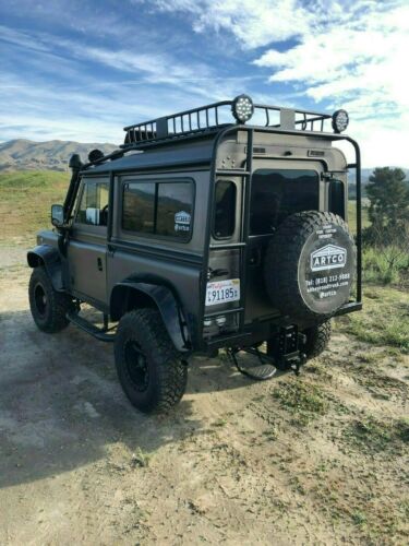 1989 Land Rover Defender 90 SPECTRE EDITION image 7
