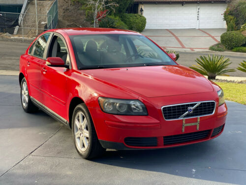 Great condition 2006  S40 2.4i with very rare 5 spd manual transmission