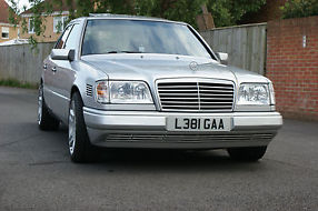 MERCEDES BENZ W124 E300 DIESEL. REAL CLASSIC image 5
