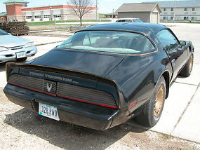 1981 Pontiac Trans Am, Nice black paint * Runs well* T-Tops*2nd owner image 3