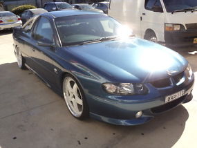 Holden Commodore SS (2000) Ute 6 SP Manual (5.7L - Multi Point F/INJ) image 2