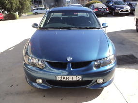 Holden Commodore SS (2000) Ute 6 SP Manual (5.7L - Multi Point F/INJ) image 3