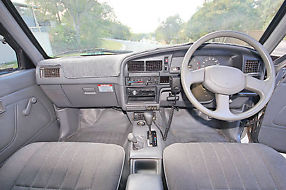 Toyota Hilux 1994 image 5