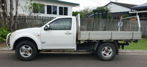 Great wall v240 4wd low mileage ute image 1