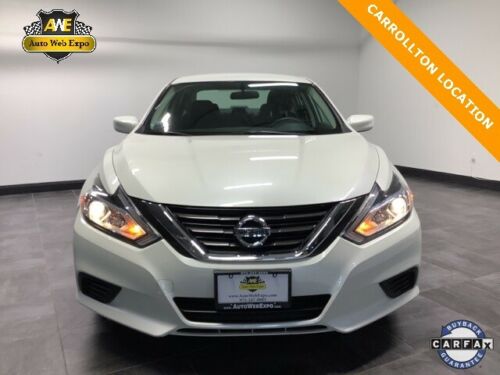 2016 Nissan Altima, Pearl White with 63958 Miles available now! image 1