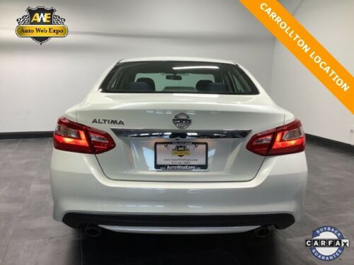 2016 Nissan Altima, Pearl White with 63958 Miles available now! image 6