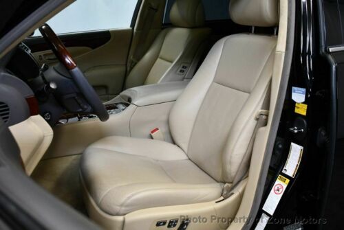 4dr Sedan Hybrid New hybrid battery just installed by Lexus dealer Automatic Gas image 5