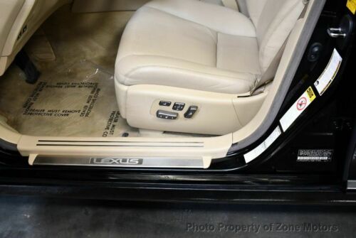 4dr Sedan Hybrid New hybrid battery just installed by Lexus dealer Automatic Gas image 6
