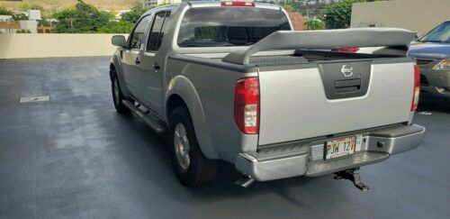 2007 Nissan Frontier Pickup Grey RWD Automatic CREW CAB SE image 2