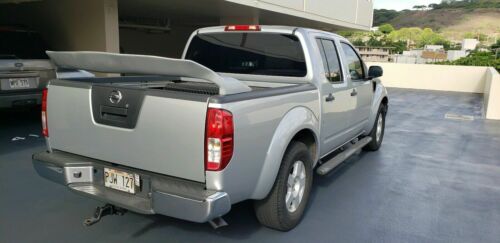 2007 Nissan Frontier Pickup Grey RWD Automatic CREW CAB SE image 3