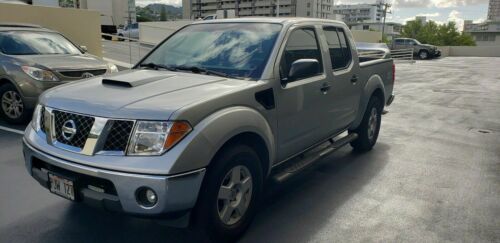 2007 Nissan Frontier Pickup Grey RWD Automatic CREW CAB SE image 6