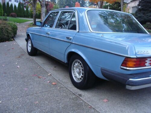 1980 Mercedes 300D Diesel, Original, not smoked in, No accidents, Stored 2012 image 5