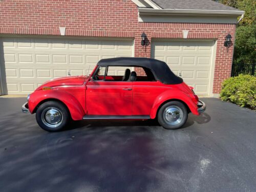 1971 First Year for the VW Super Beetle Convertible image 7