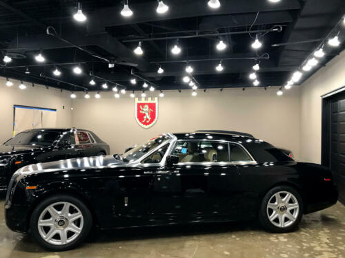 2009 Rolls-Royce Phantom, DIAMOND BLACK with 7987 Miles available now! image 7